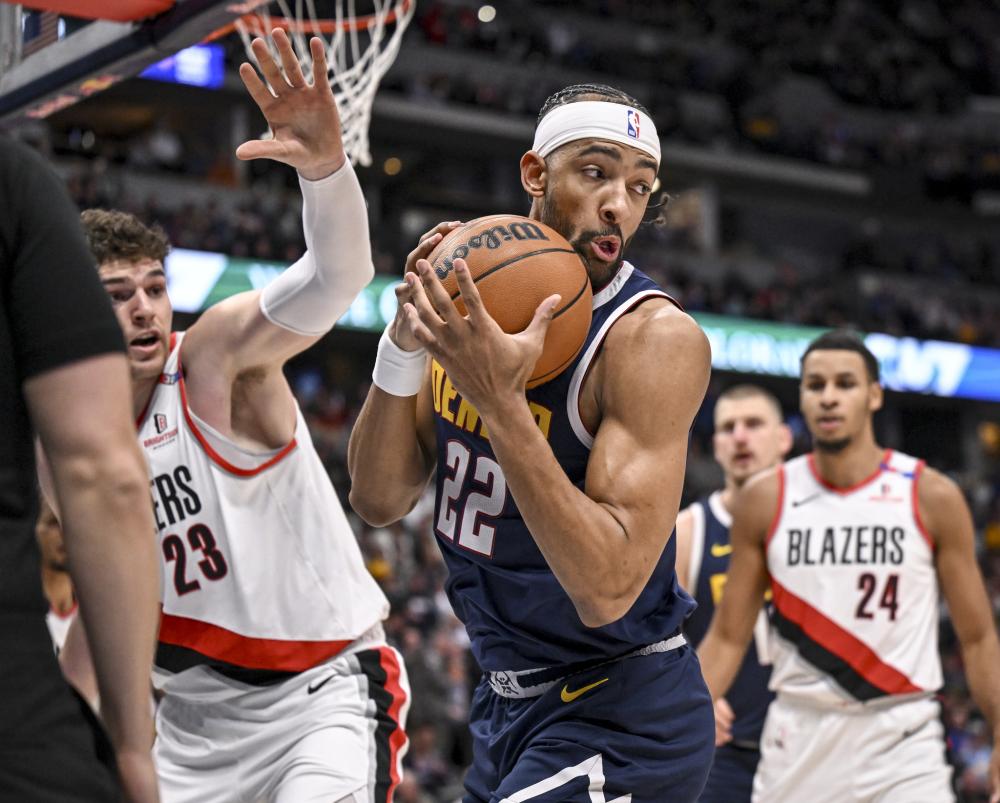 数据均名列 数据均名列