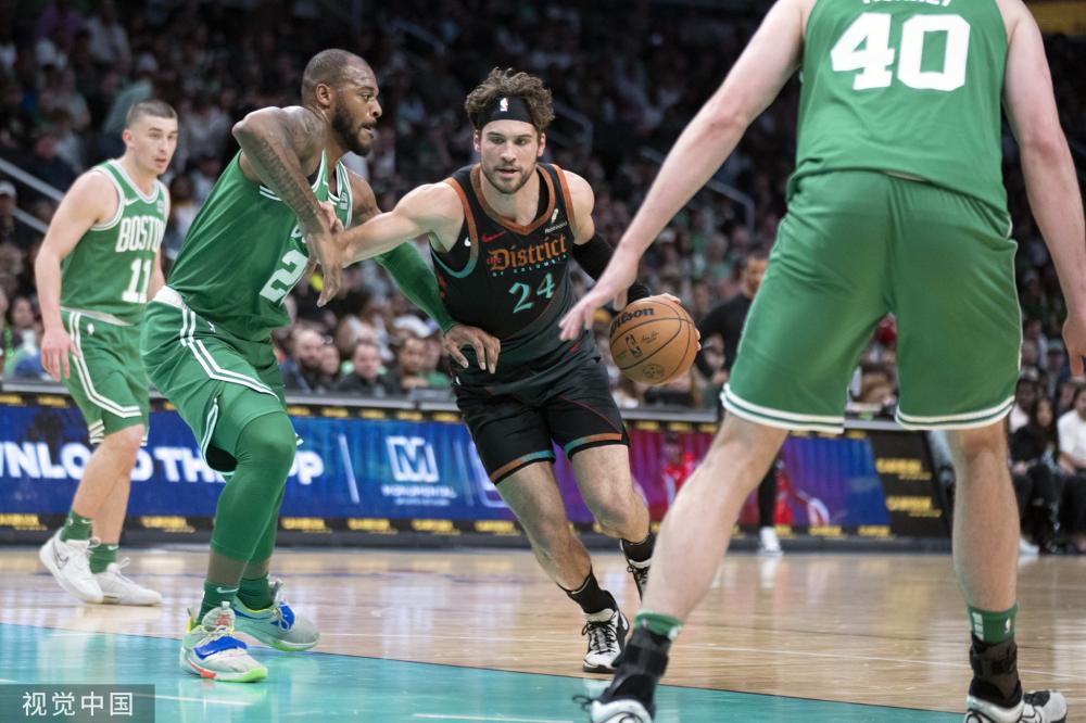 冷静使他在 冷静使他在