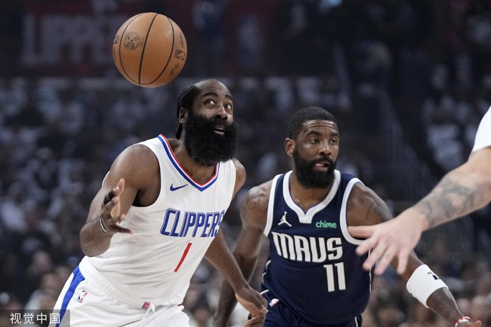 然通过边路 然通过边路